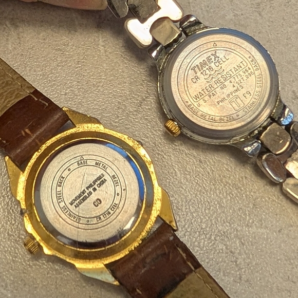 WORKING women's Watch Lot Carriage And Timex Indiglo - Picture 4 of 4